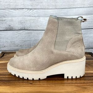Dolce Vita Haddie Wedge Chelsea Boot Taupe Suede Tan Brown Women’s Shoe Size 6.5